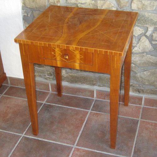 Slider-kleinesTischchen